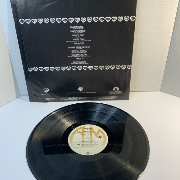 Vintage vinyl L.T.D Devotion 1979 A&M Records SP-4771 with raised lettering - Picture 4 of 5